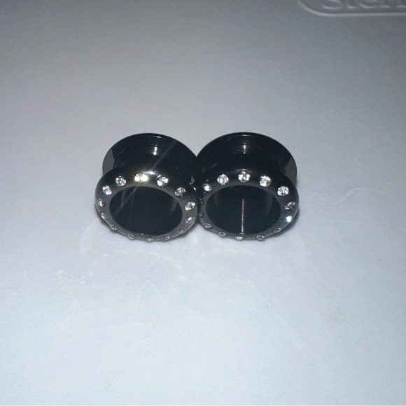New 12 mm Ear Plugs piercings Earrings lobes never worn - Picture 3 of 5